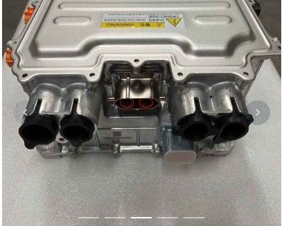 EQEB-2123010 BYD Seagull Charging and Distribution Assembly Sigarettenanker 211*122*345mm