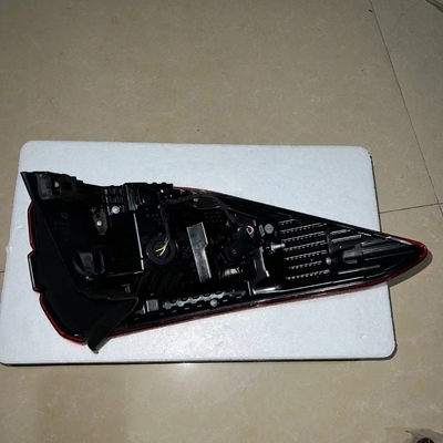 Changan CS95 Achterste achterlicht S05831A 12V Spanning Verzending per zee Air DHL FedEx of EMS