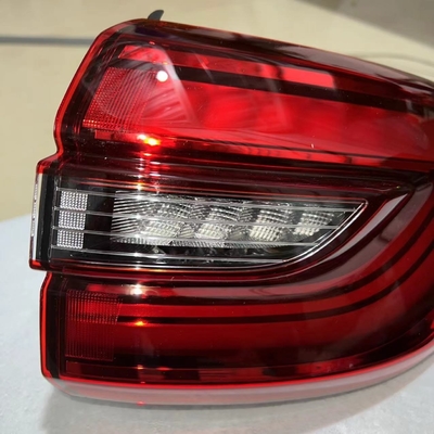 Changan CS95 Achterste achterlicht S05831A 12V Spanning Verzending per zee Air DHL FedEx of EMS
