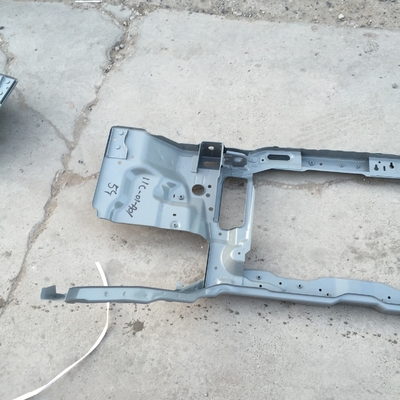OEM NO 8400200XP1MBA Windel Radiator Bracket voor Great Wall Windle Original Parts