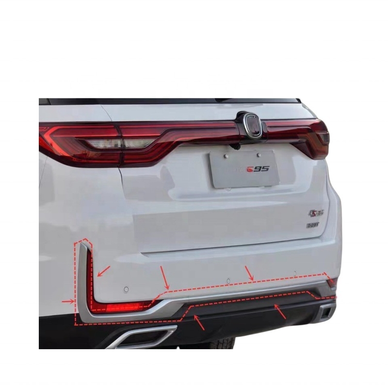 Changan 19-21 CS95 Achterste bumper Decoratieve onderdelen Links en rechts Helder streepje met nevellamp elektroplatering